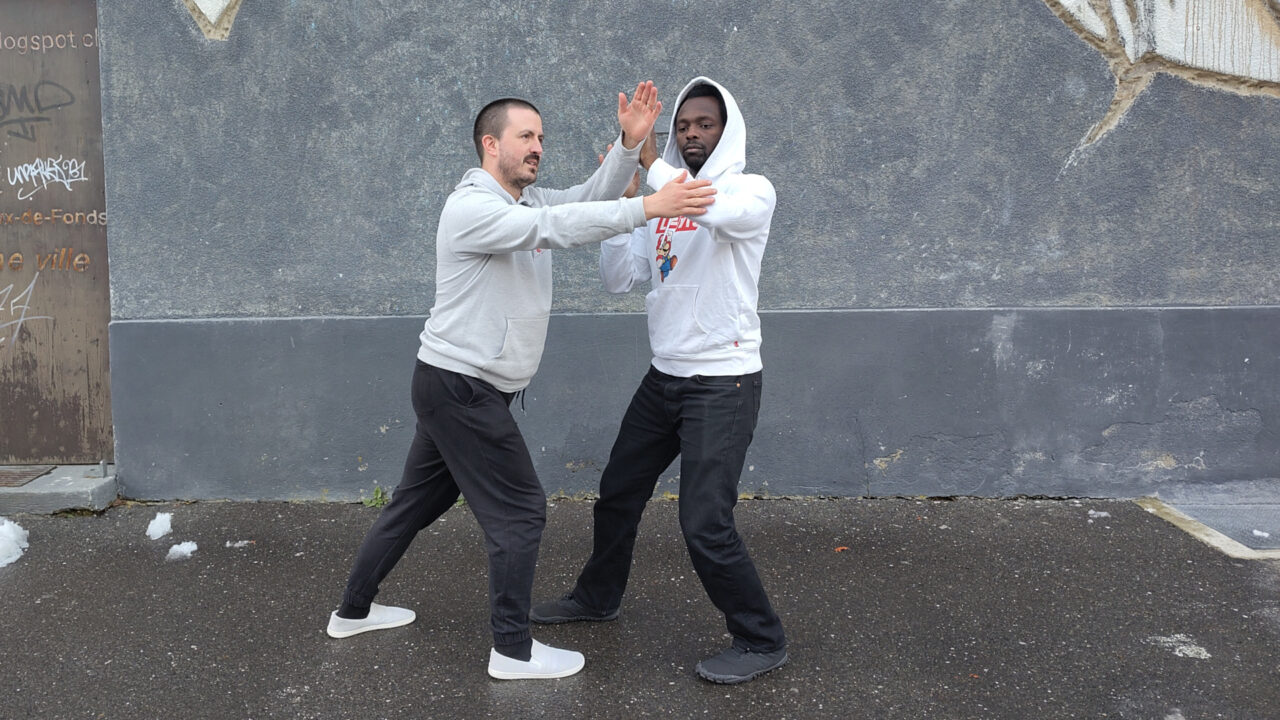 Tuishou - pratique des quatre jin selon le style Wu